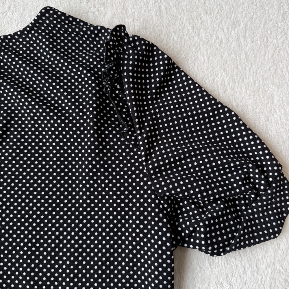 Adrianna Papell Polka Dot Blouse Size M Black Puff Sleeve Chic Top - Picture 13 of 15